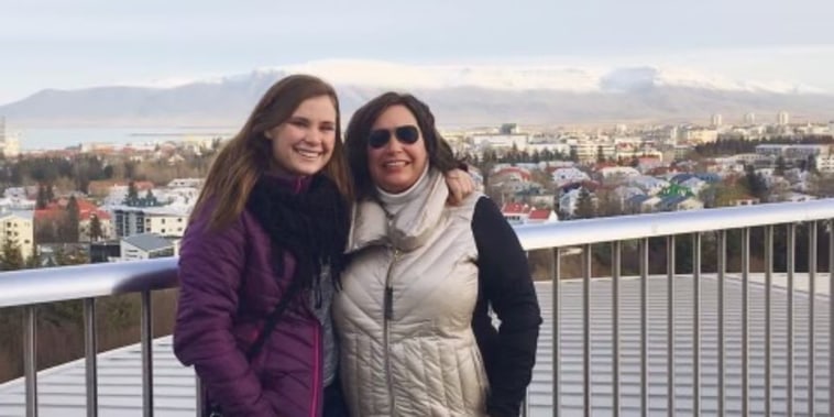 Lauren Boone with her mom, Chantel Boone.